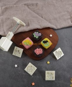 Khuôn trung thu lò xo 4 mặt vuông hoa ếch 50g