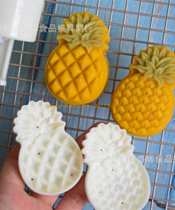 Khuôn trung thu lò xo 2 mặt trái dứa 50gr