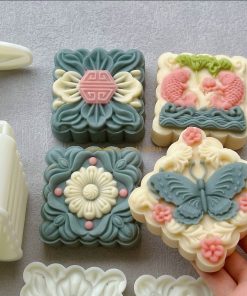 Khuôn trung thu lò xo 4 mặt vuông 200g Chép Đôi 22